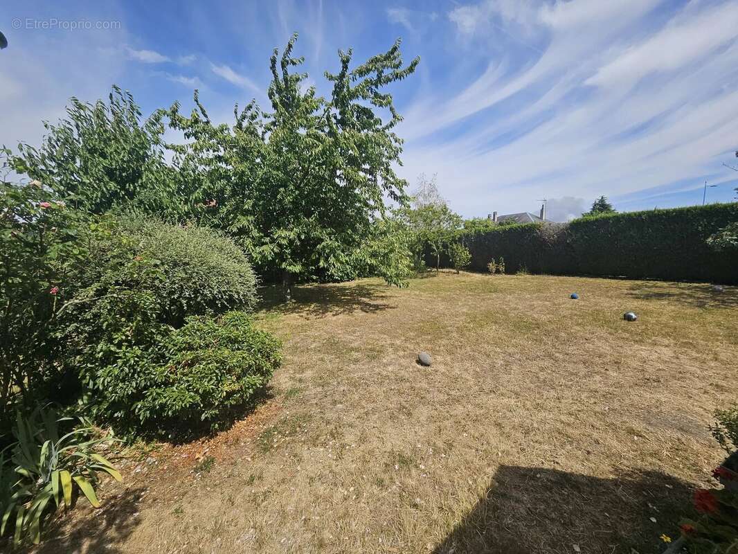 GRAVIGNY - Maison au Calme Proche Commodités et N154 - photo 3