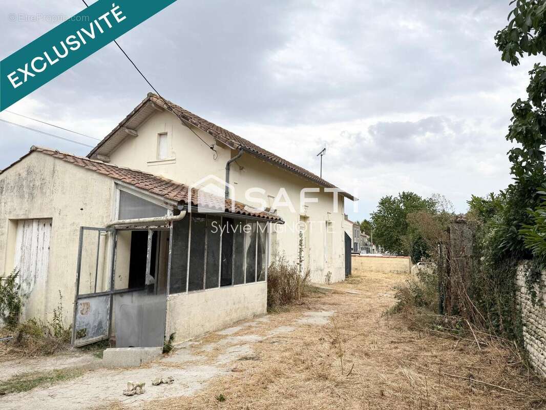 Maison 80 m² à Marsais  - photo 2