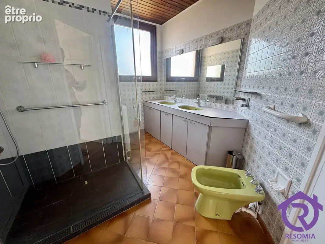 Maison Clamart de 10 pièces de 220 m² avec fort potentiel - photo 7