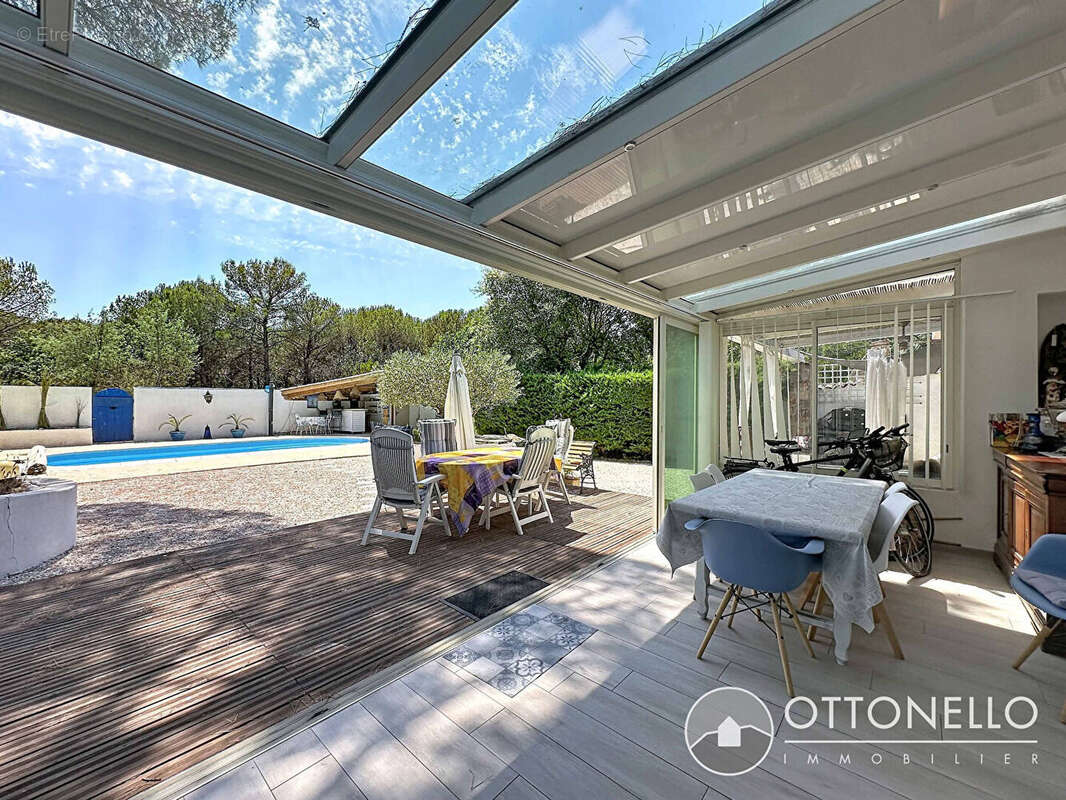 Maison à ROQUEBRUNE-SUR-ARGENS