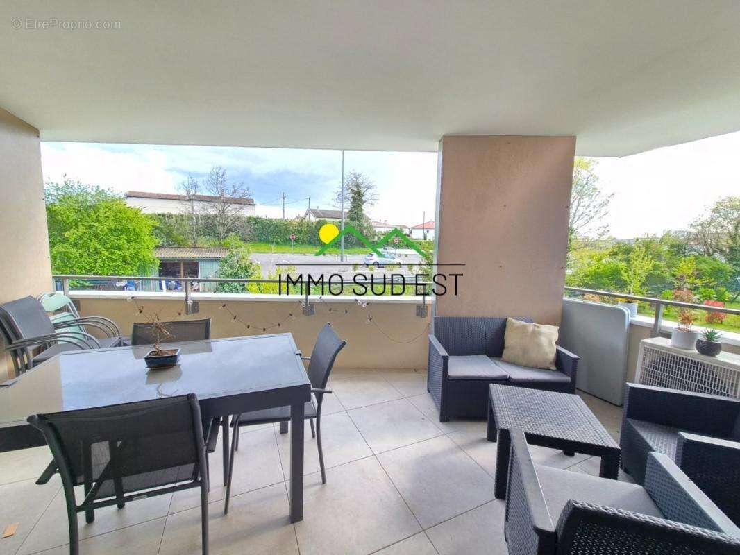 Appartement à BOURG-DE-PEAGE