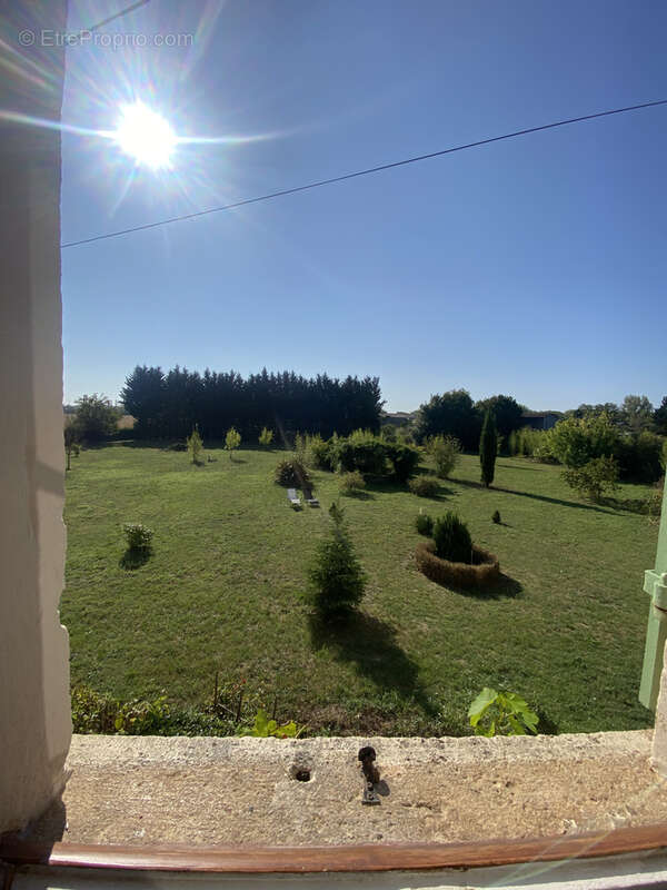 Maison à BOURDELLES