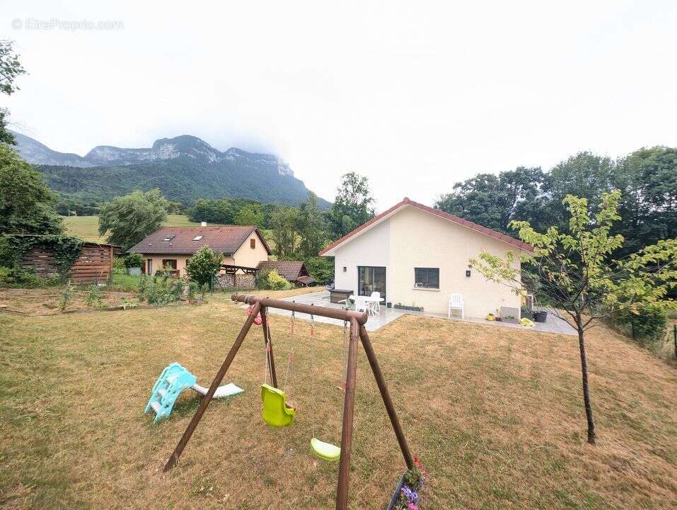 Maison à CHAPAREILLAN