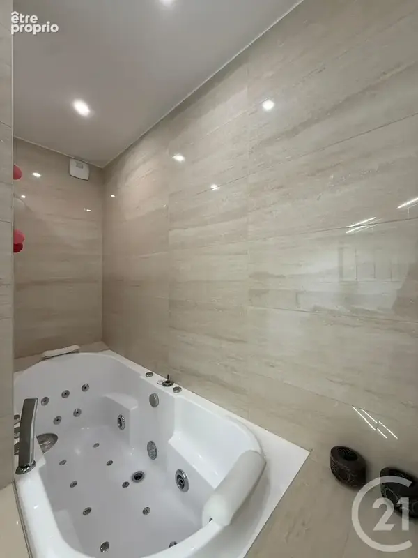 Appartement 4 pièces 84 m² à vendre à Villeurbanne (69100) - photo 6