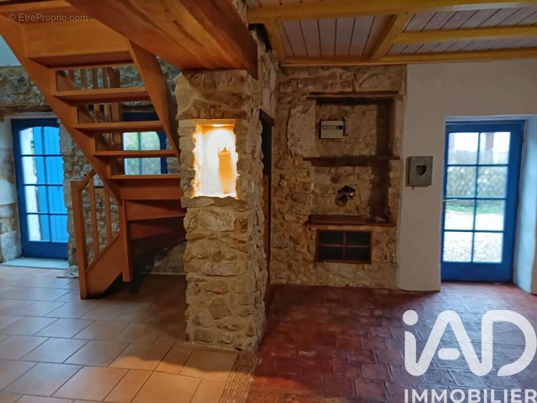 Photo 9 - Maison à CHENAUD