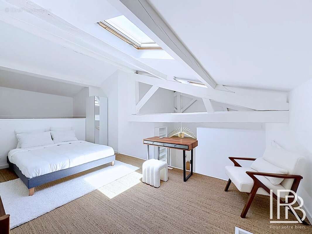 Appartement à MARSEILLE-7E