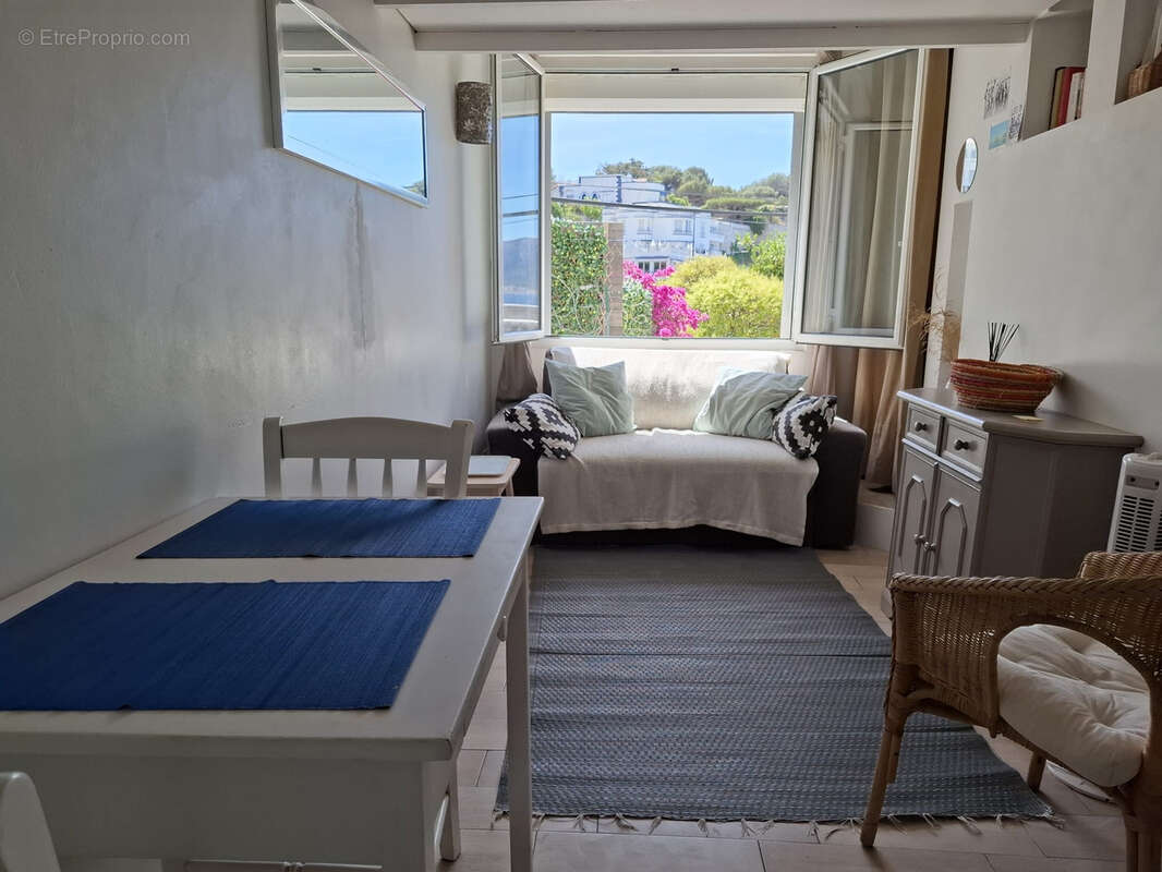 Appartement à MARSEILLE-7E