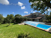 Maison à CASTILLONNES