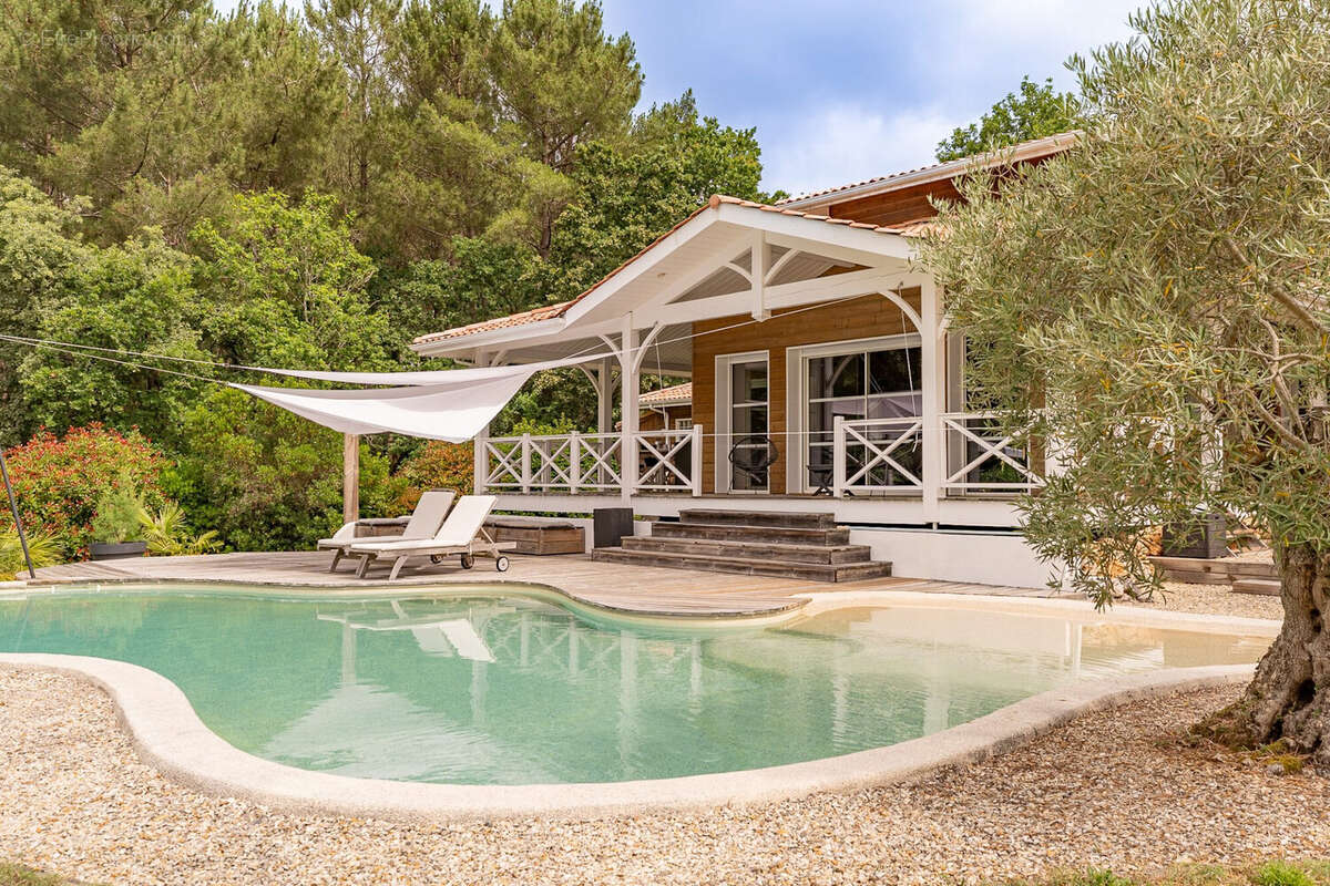 Maison à SALLES
