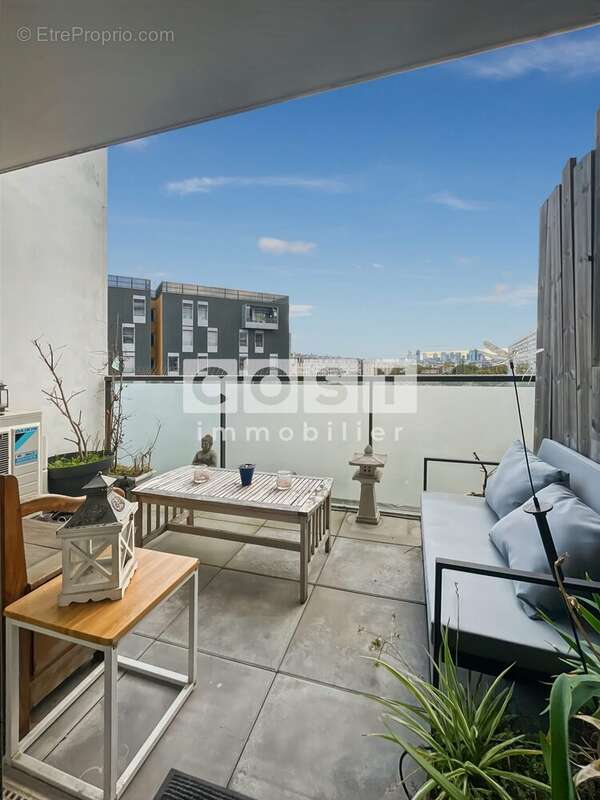 Appartement à GENNEVILLIERS