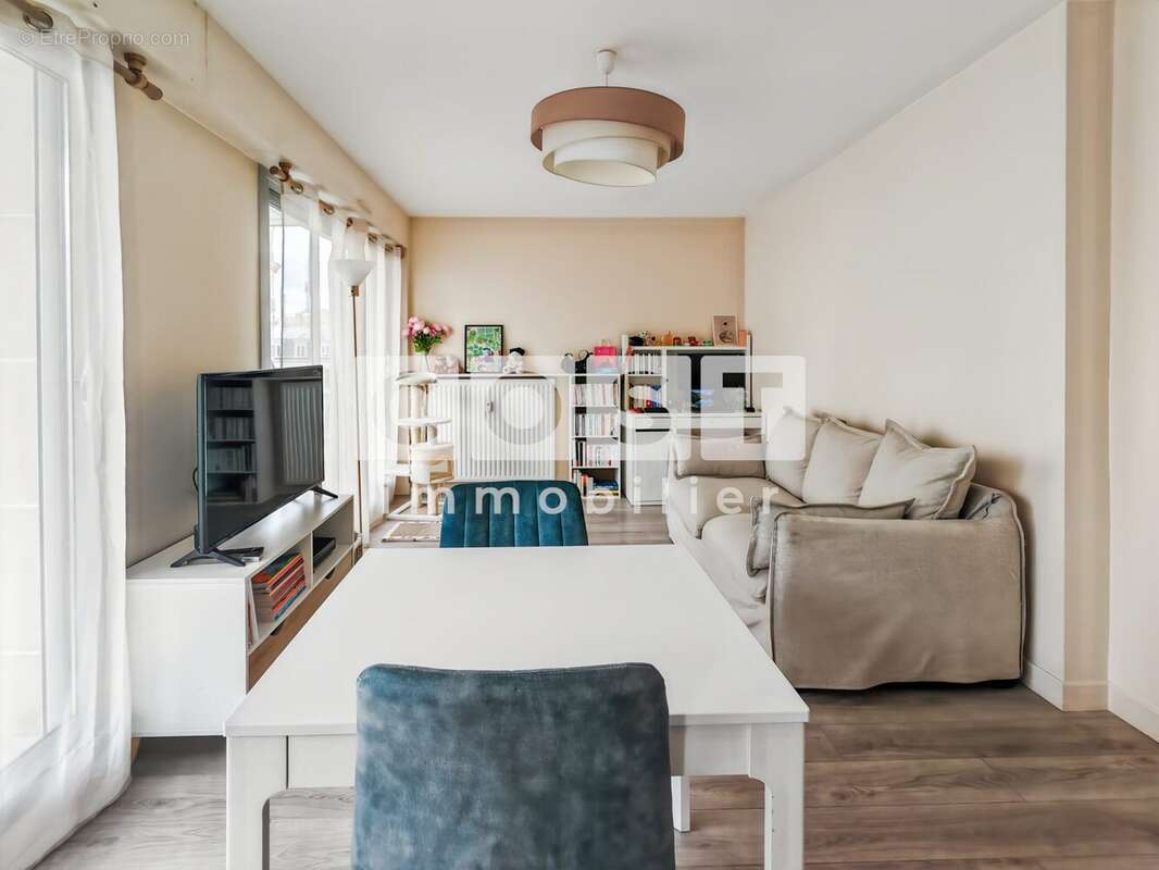 Appartement à ASNIERES-SUR-SEINE