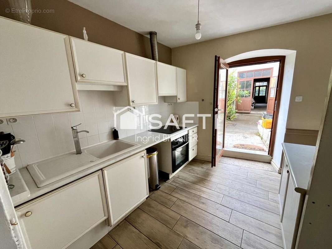 Photo 4 - Maison à YENNE