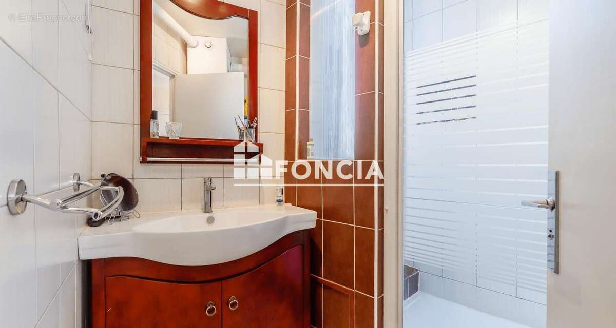 Appartement T2 avec cave – Vue latérale mer - photo 6