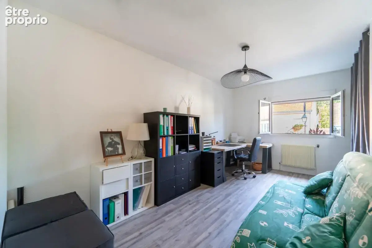 Maison 5 pièces 110 m² à vendre à Velizy-Villacoublay (78140) - photo 7