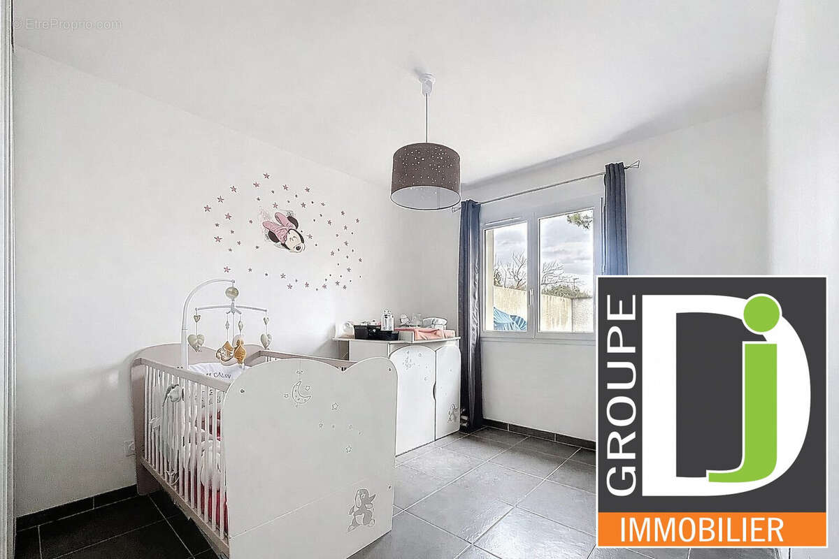 Maison à AOUSTE-SUR-SYE