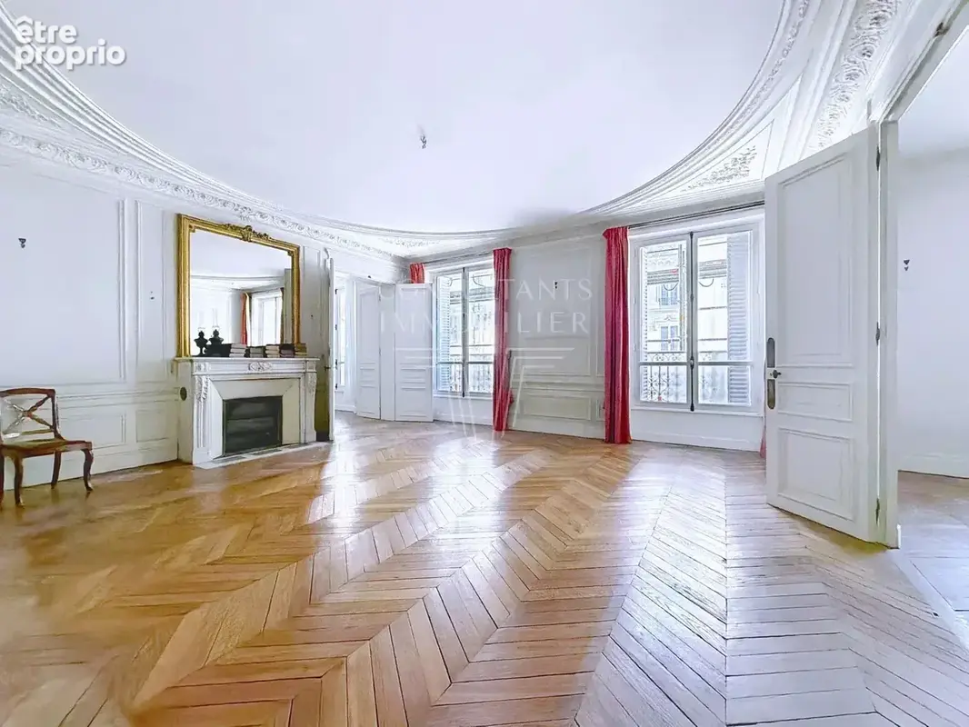 Appartement à PARIS-17E