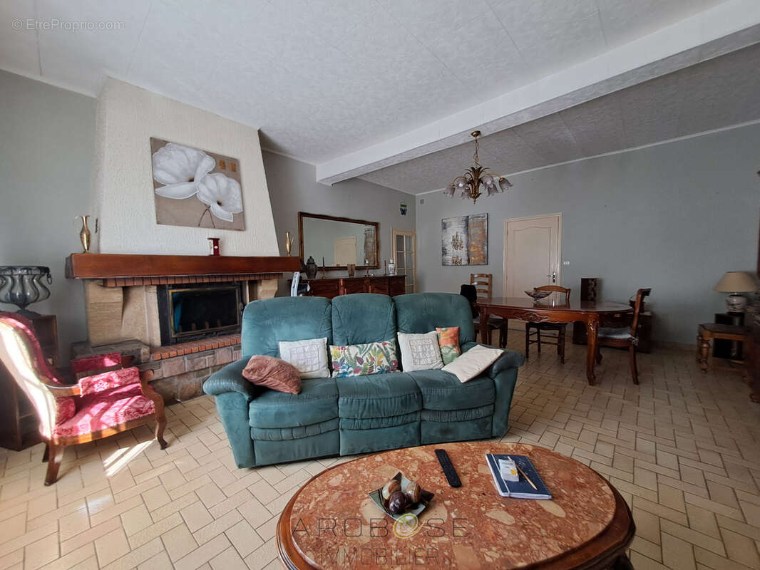 Maison à DAMAZAN