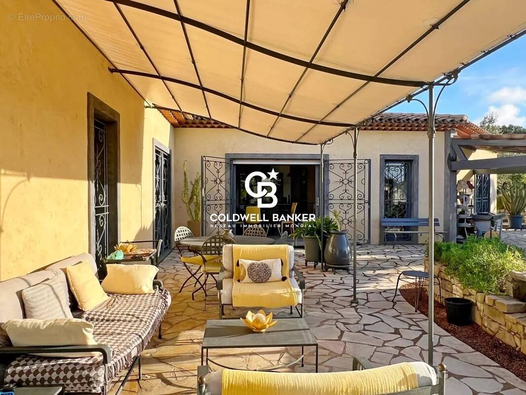 Maison à SAINT-RAPHAEL