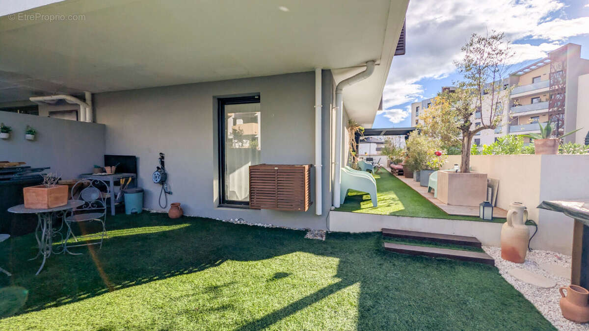 Appartement à SAINT-JEAN-DE-VEDAS