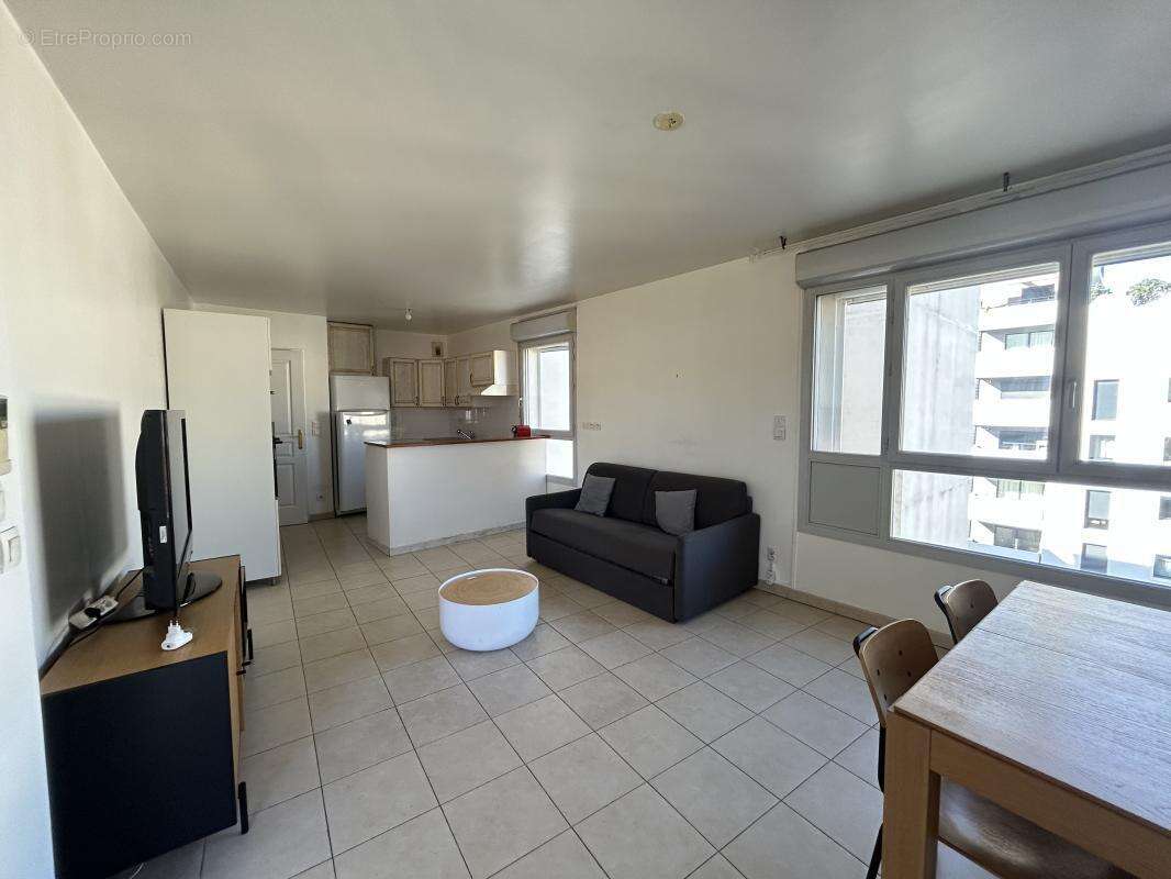 Appartement à MARSEILLE-2E