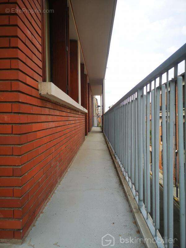 Matabiau - t4 92 m² lumineux -  2 balcons - - photo 7