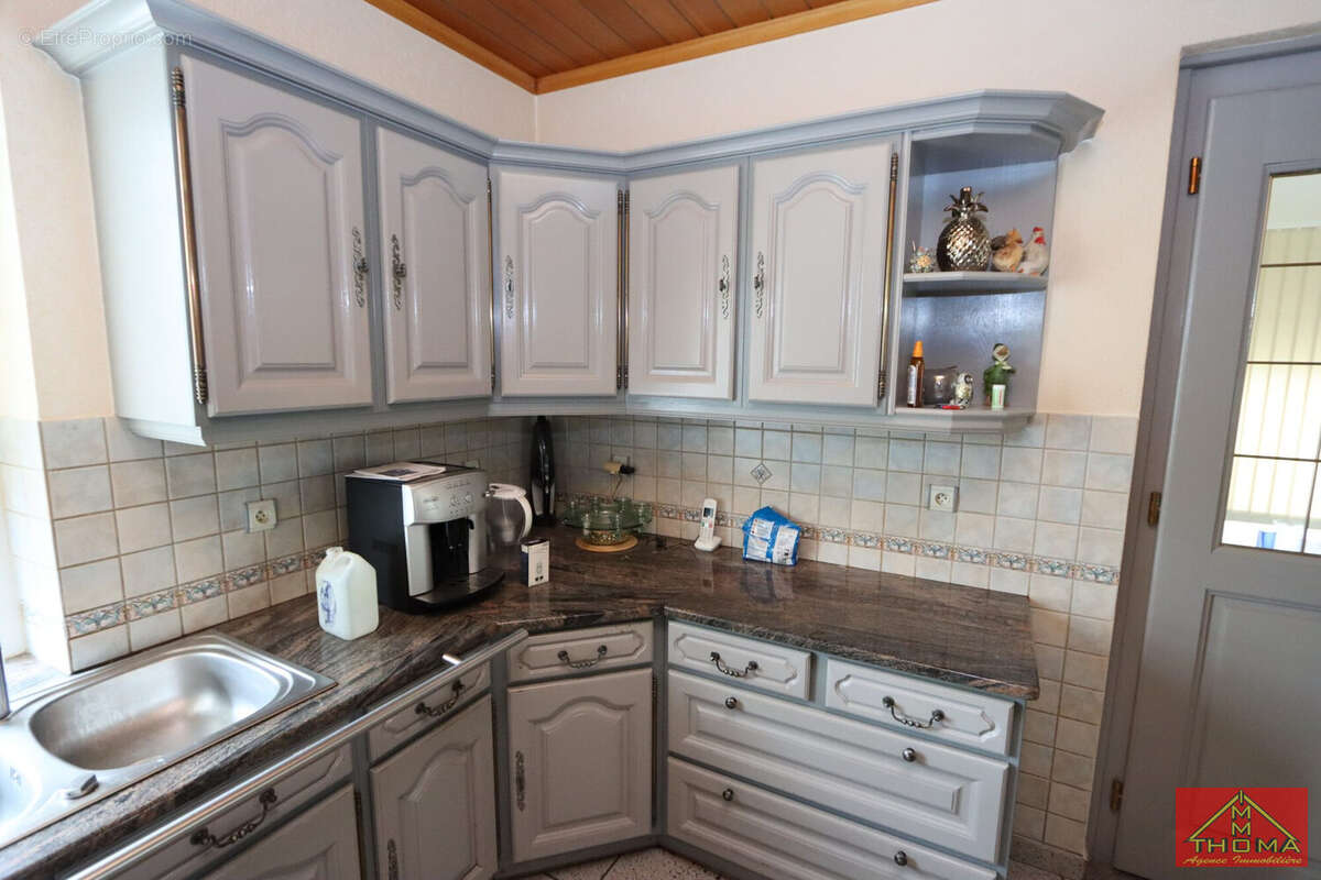 Maison à VILLAGE-NEUF