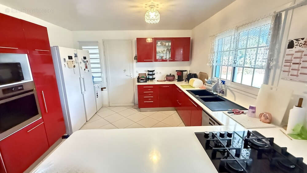 Saint Esprit Quartier Morne Vent : jolie maison de plein pied - photo 3