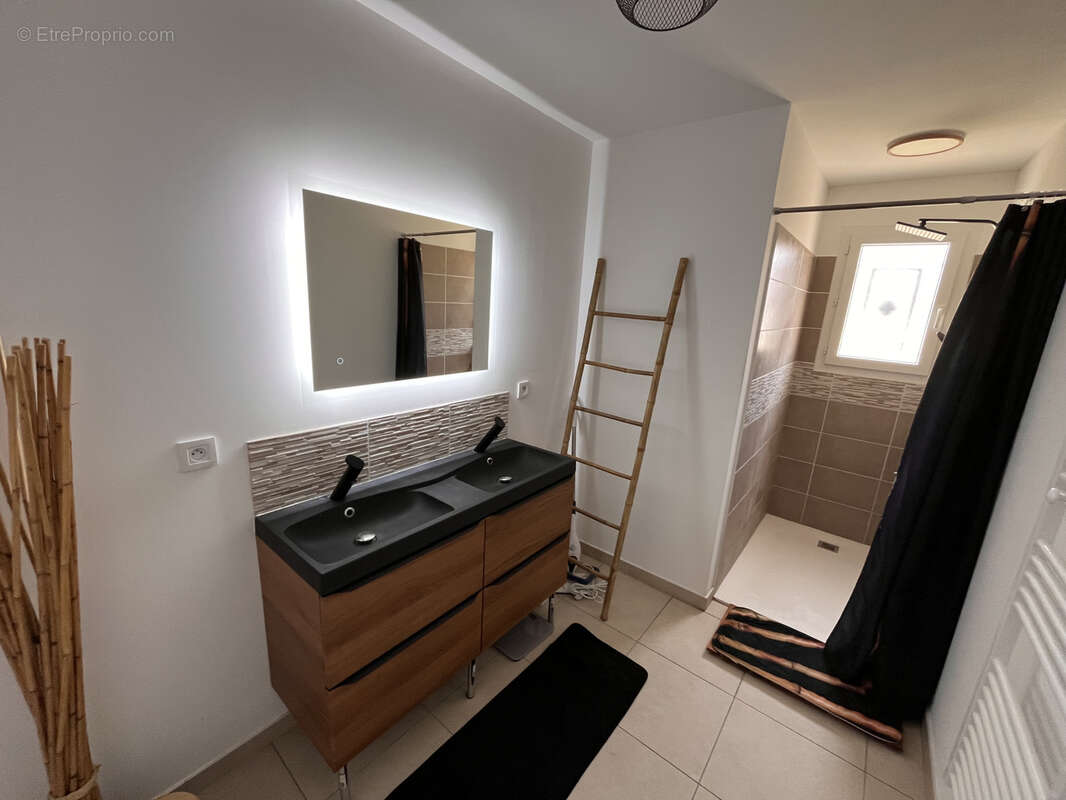 Maison à BIZE-MINERVOIS