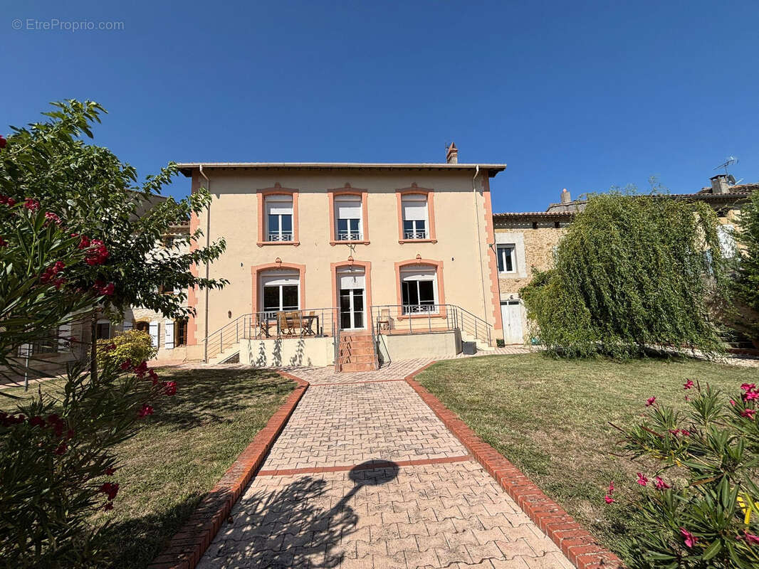 Maison à LABASTIDE-D'ANJOU