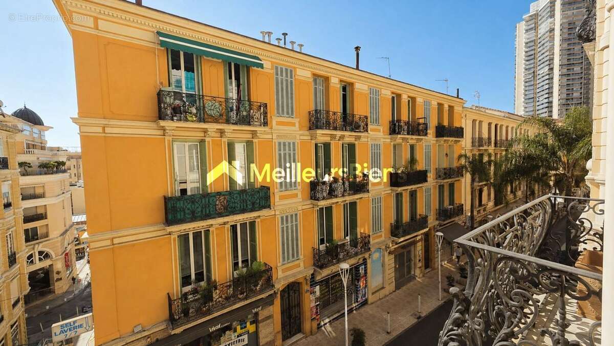 Appartement à BEAUSOLEIL