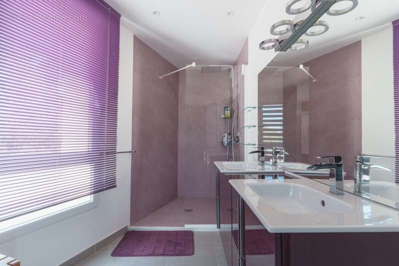 Maison à SAINT-DREZERY