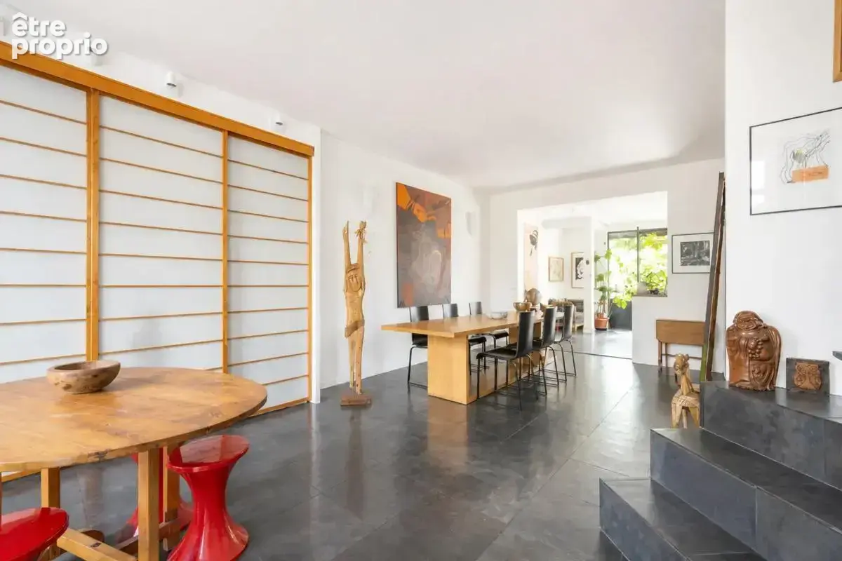Maison de 234m² au sol à Nanterre Ville - photo 5