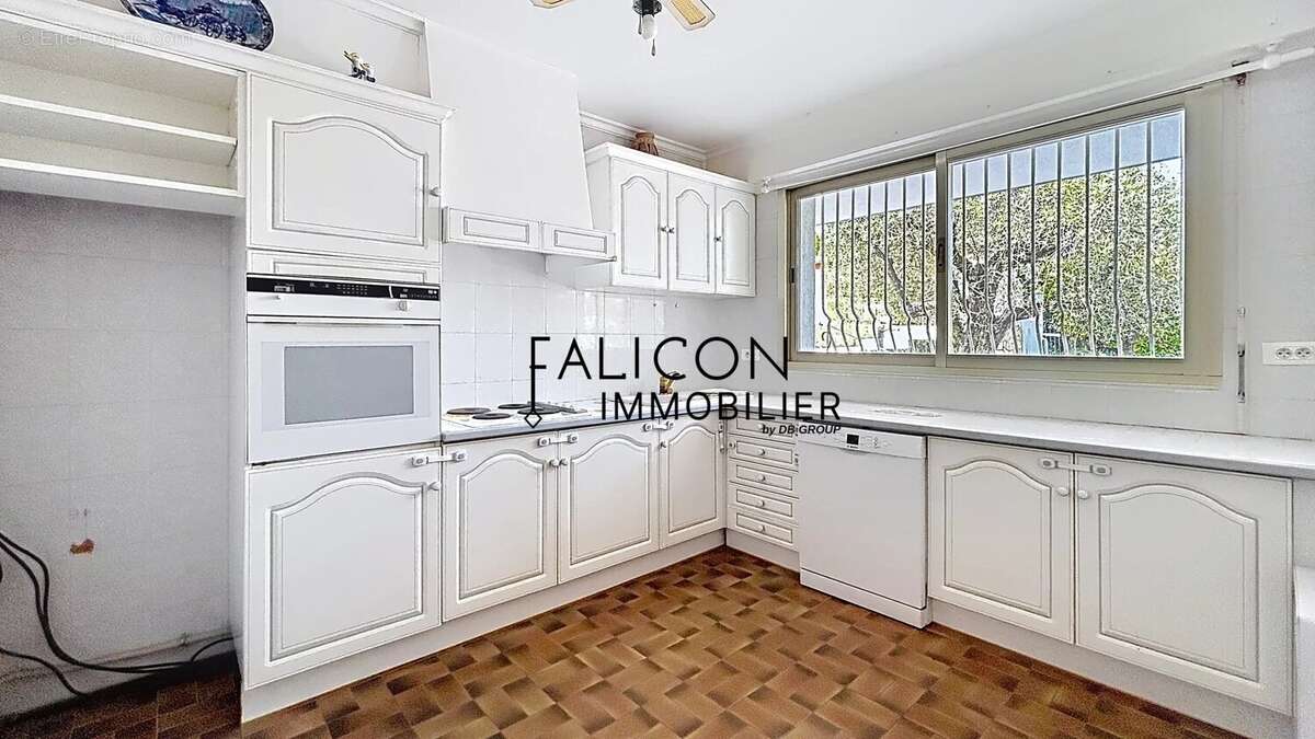 Maison à TOURRETTE-LEVENS