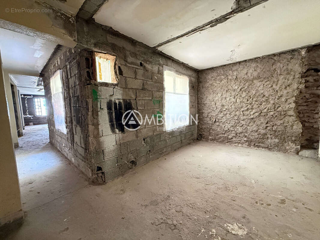 Appartement Frejus Centre 3 pièce(s) 69.75 m2 - photo 3
