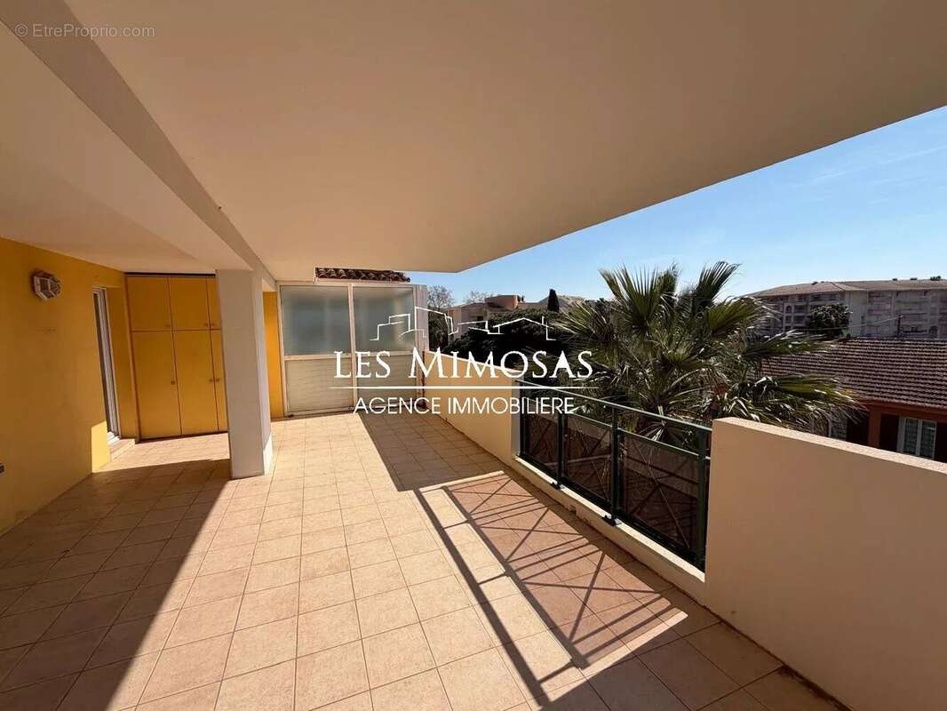 Appartement à FREJUS