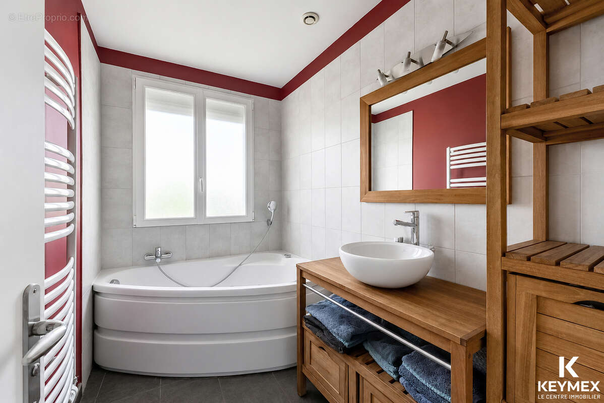 Maison - confort plain-pied - 2 chambres - Cave - Jardin - photo 8
