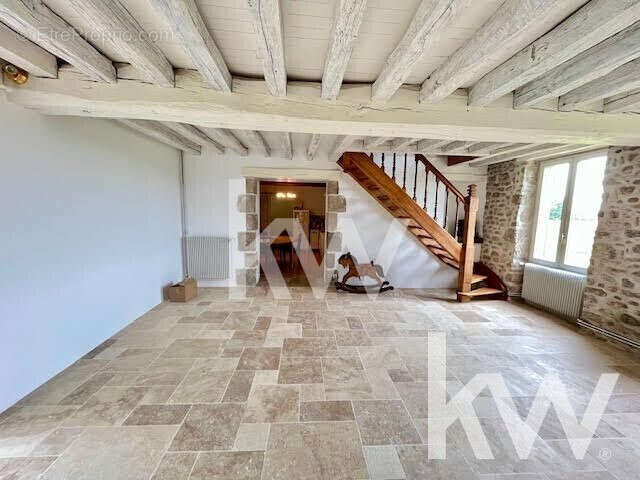 Maison 251 m² à Trainou  - photo 7