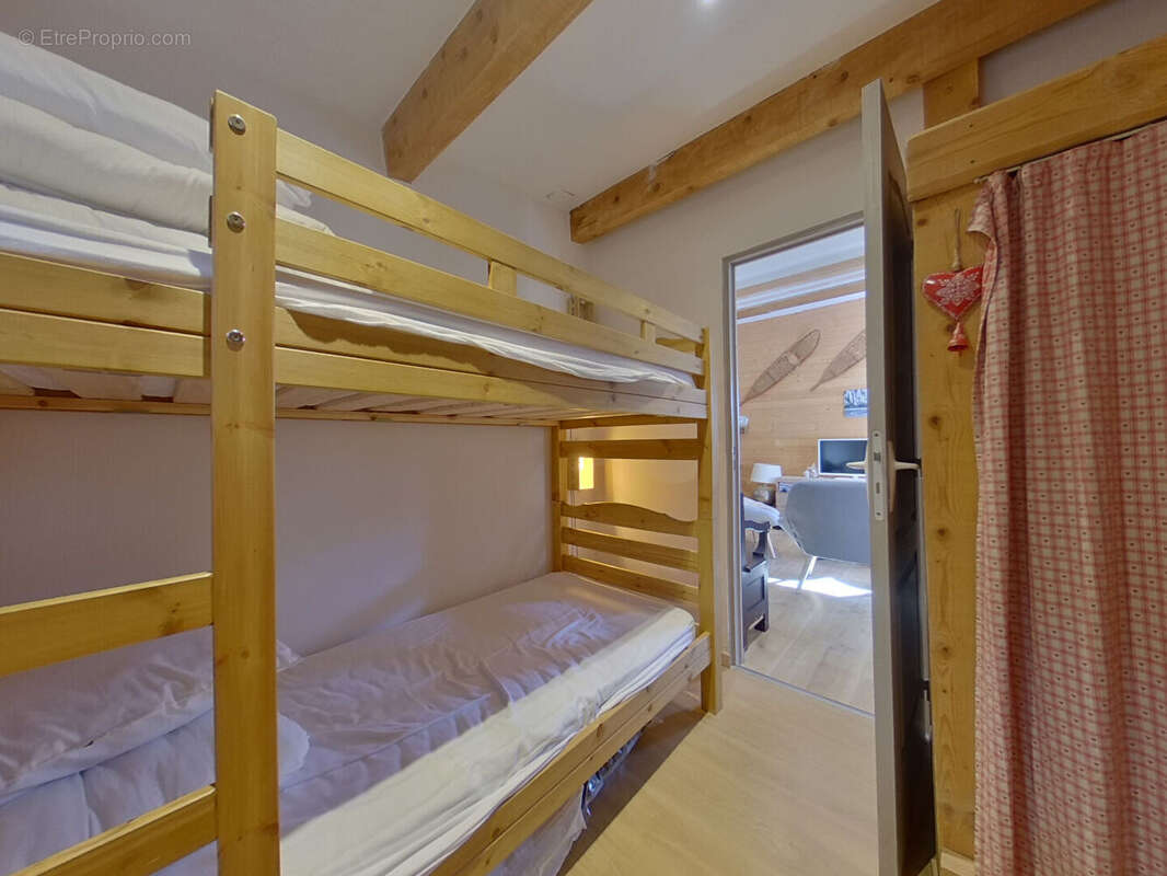 Appartement à LES THUILES