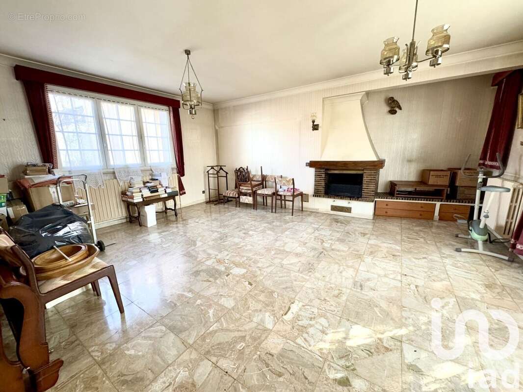 Photo 5 - Maison à SAINT-MAUR-DES-FOSSES