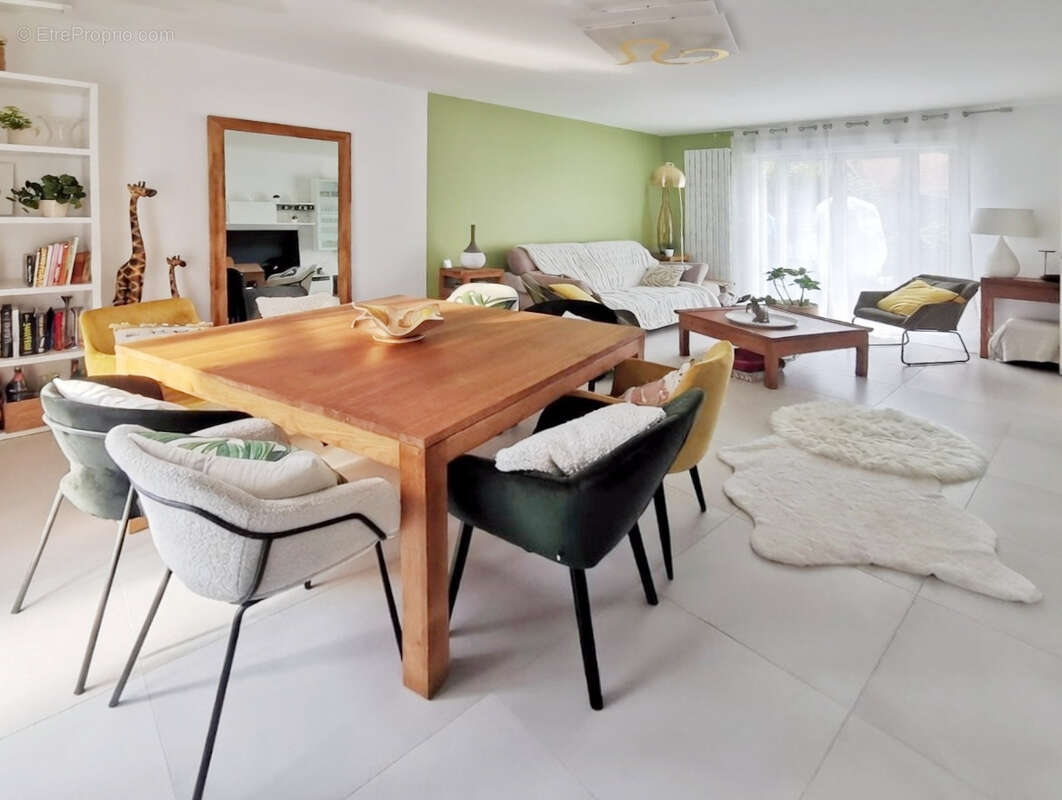 Maison à MAGNY-LES-HAMEAUX