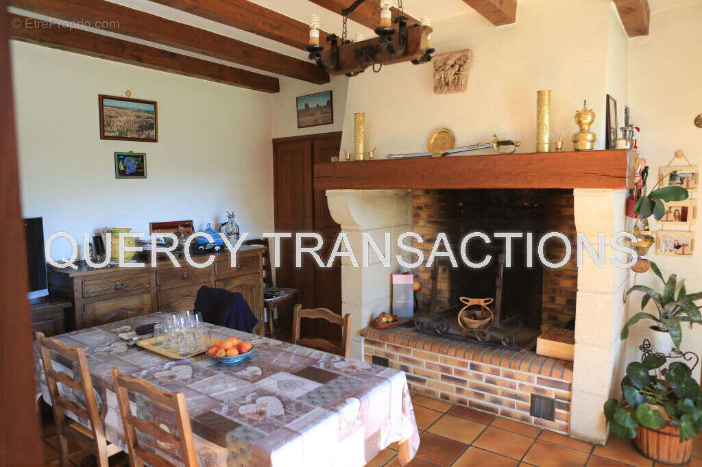 sam - Maison à ARCAMBAL