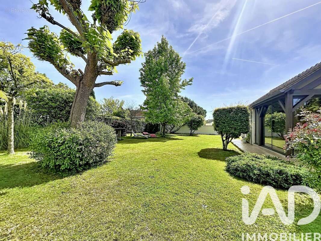 Maison 156 m² à Tournan-En-Brie  - photo 4