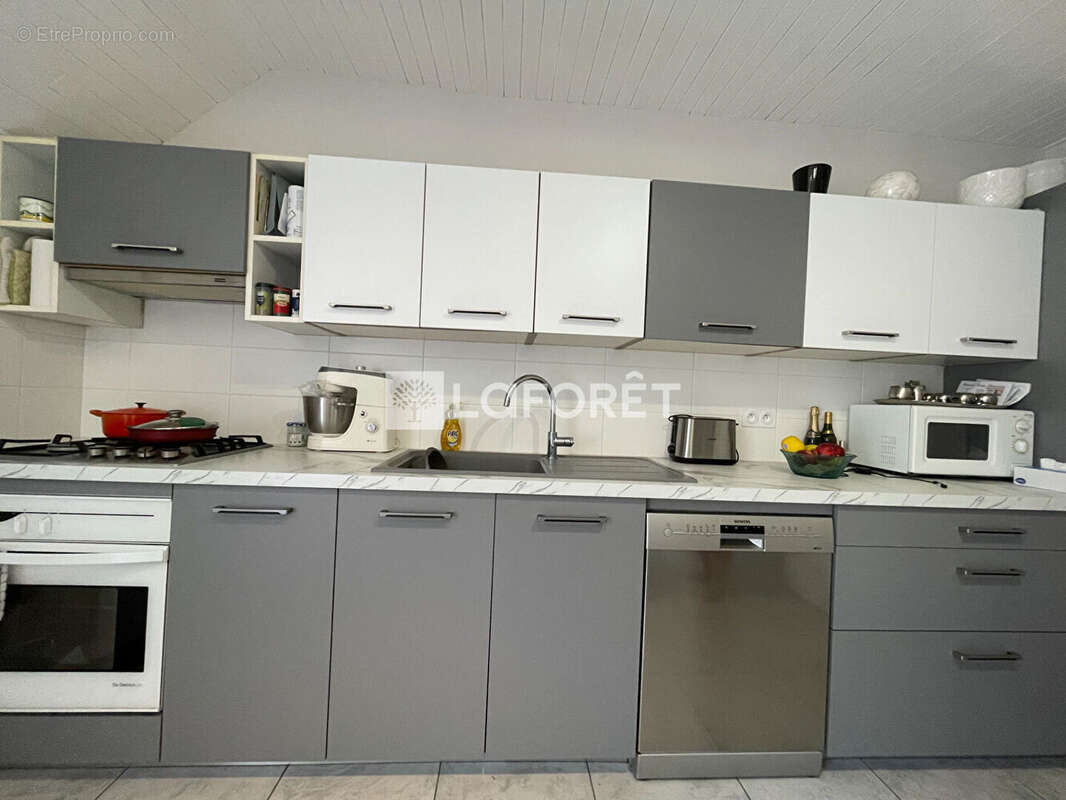 Maison à LONS-LE-SAUNIER