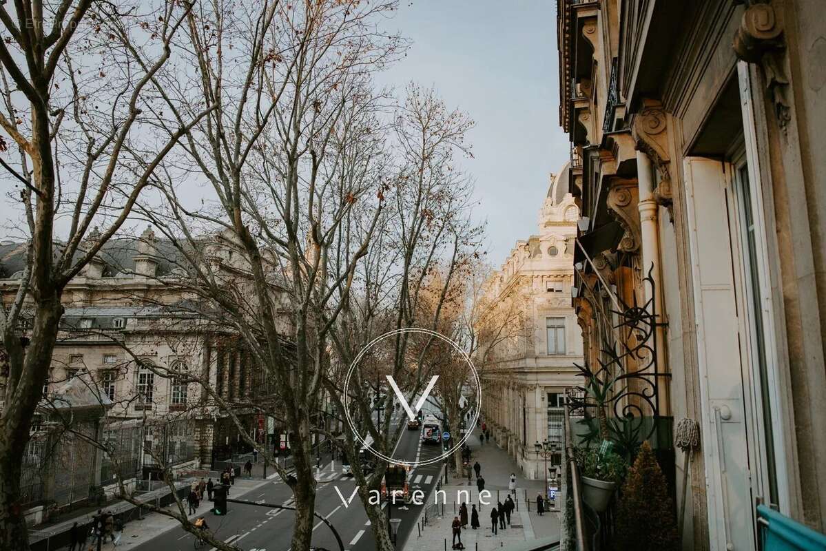 Appartement à PARIS-4E