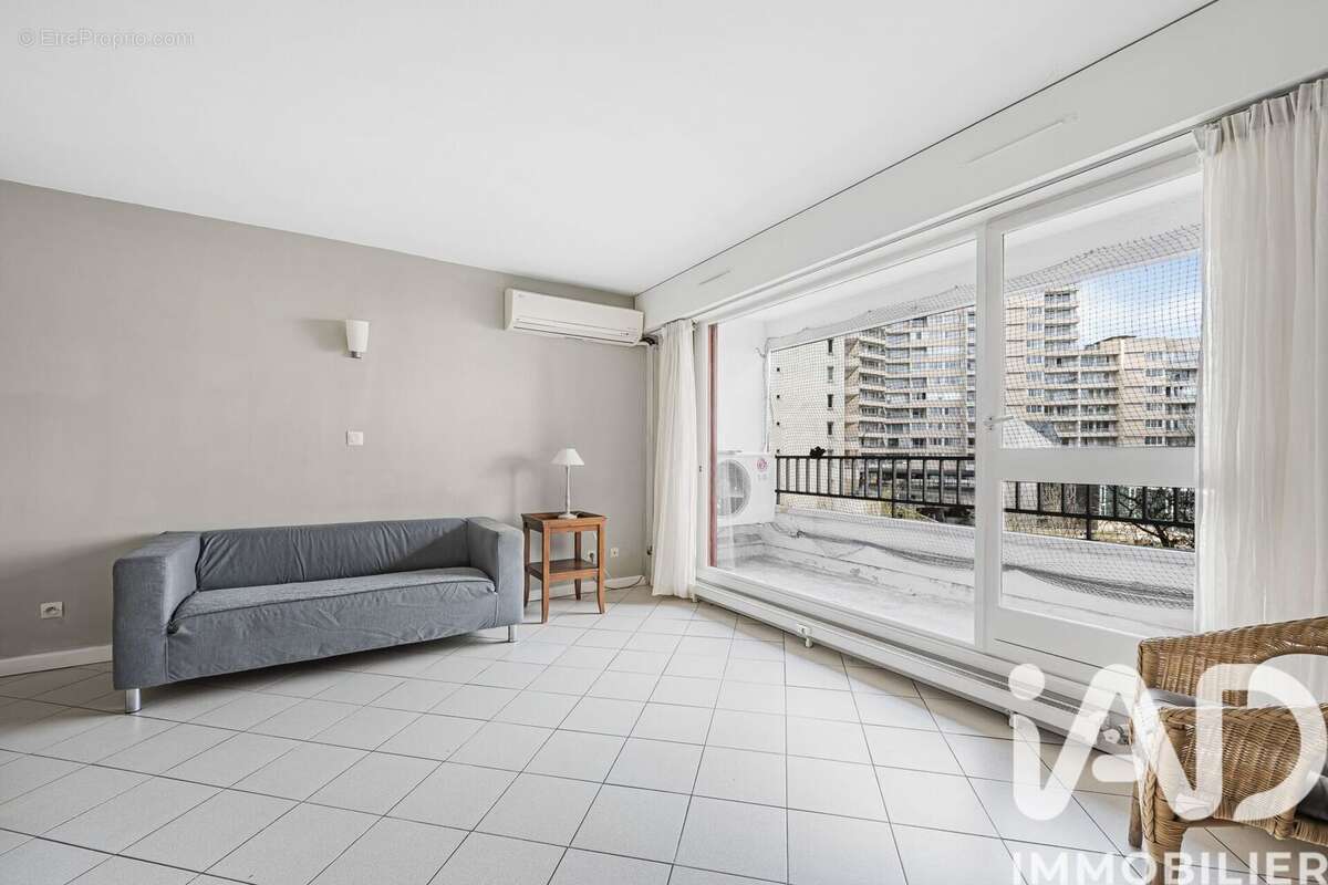 Photo 3 - Appartement à NANTERRE