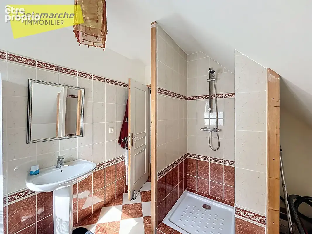 A vendre maison Brehal  7 pièces 168 m2 proche des commerces - photo 12