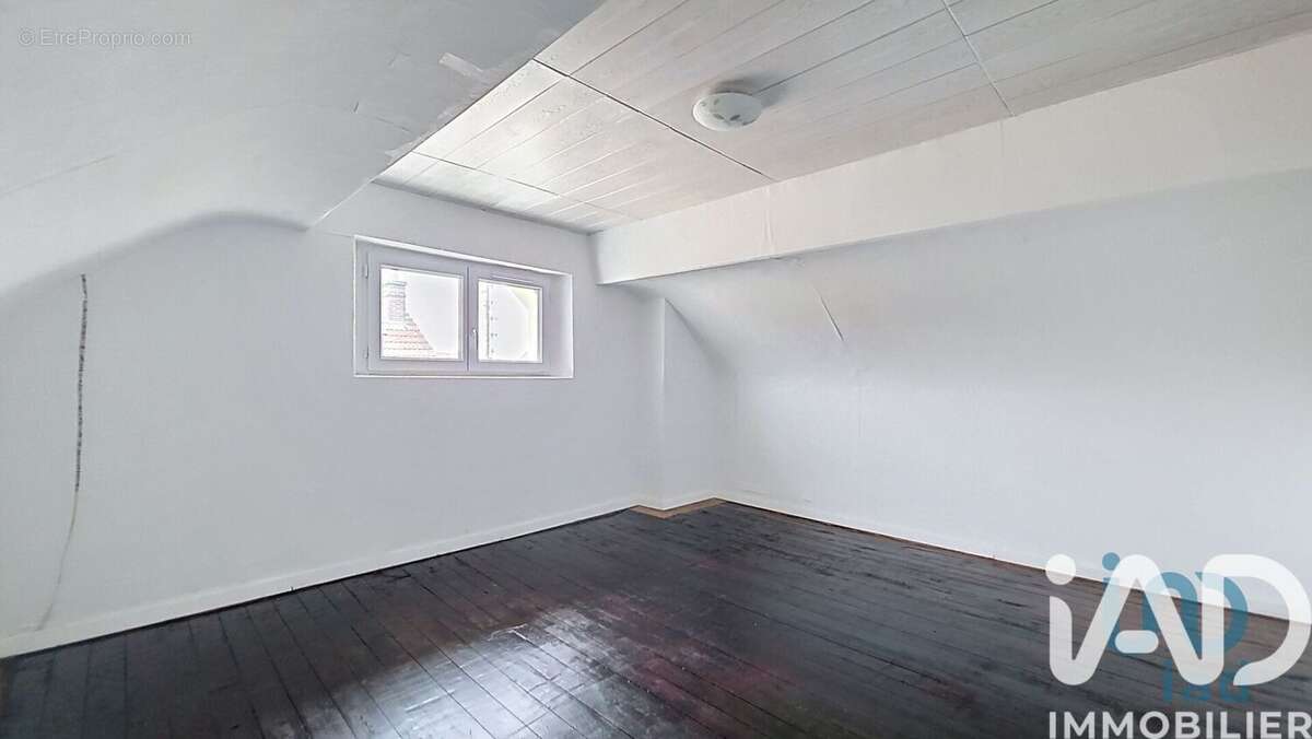 Photo 8 - Maison à ROMILLY-SUR-SEINE