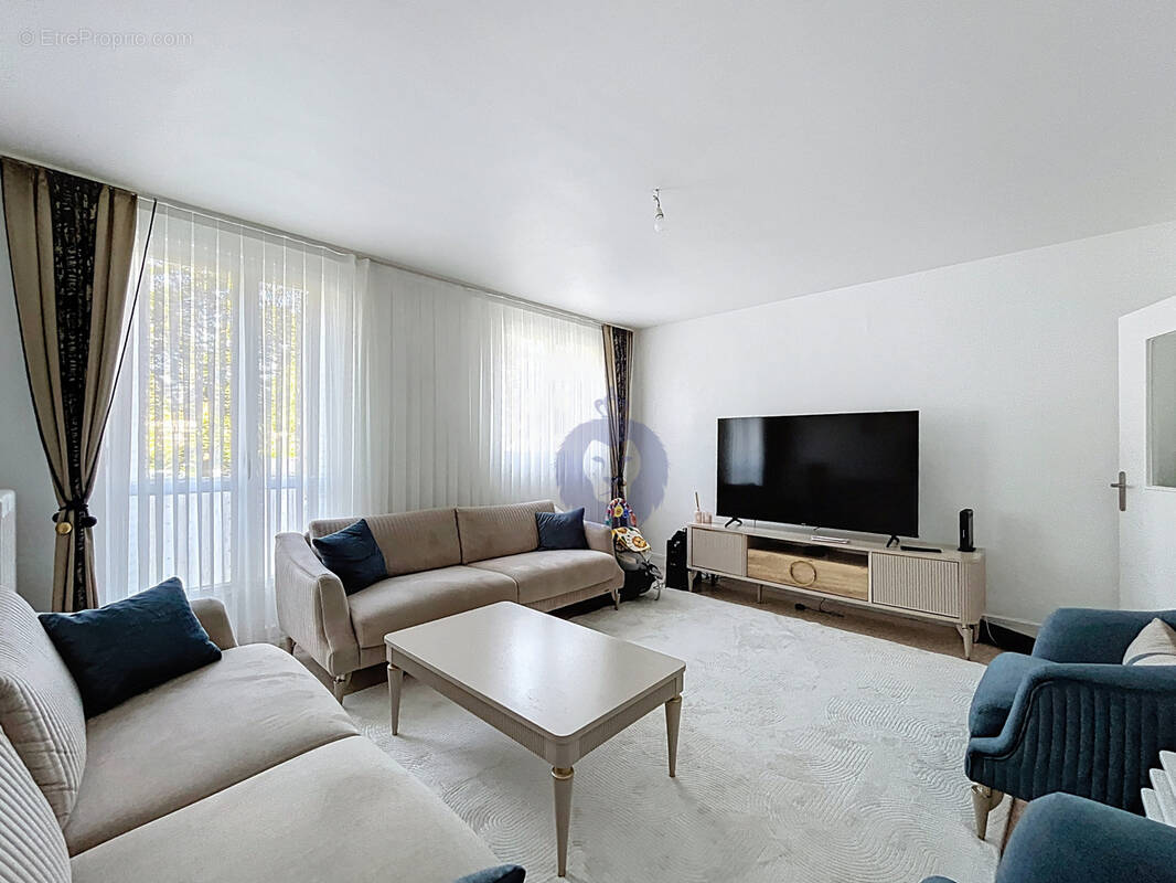 Appartement à MELUN
