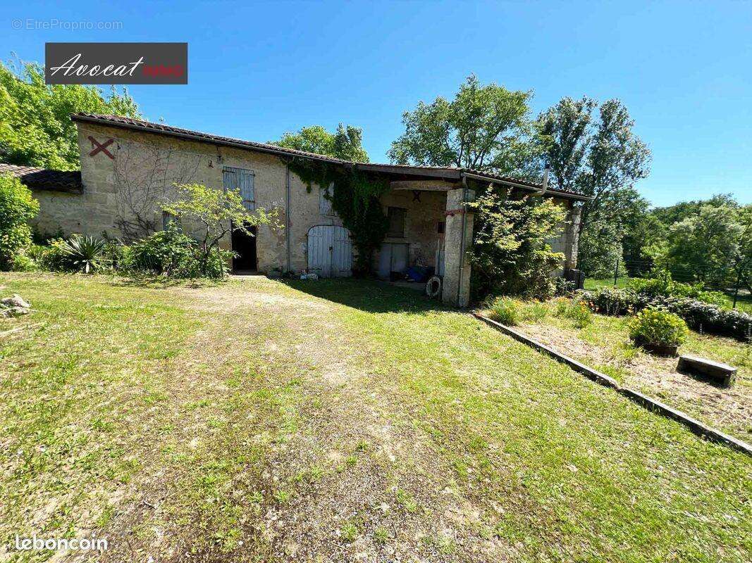 Maison à PUJOLS-SUR-CIRON