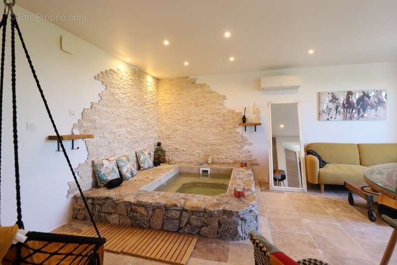 Superbe maison avec vue panoramique mer en Haute-Corse FURIANI (20) - photo 13